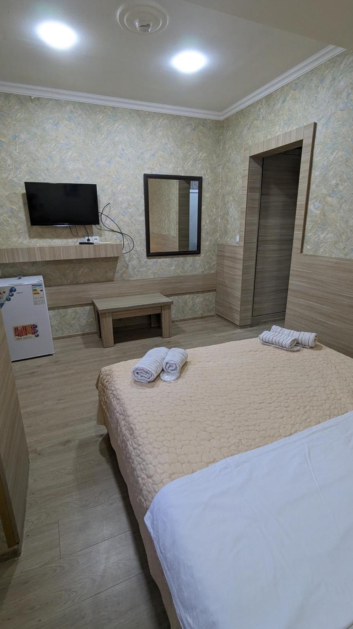 Dkd-Bridge Hotel Tbiliszi Kültér fotó