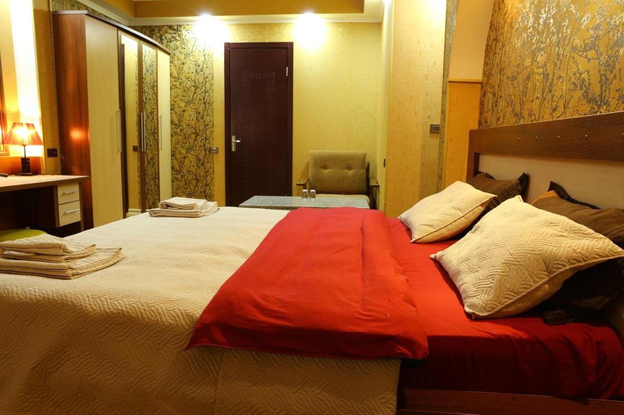 Dkd-Bridge Hotel Tbiliszi Kültér fotó