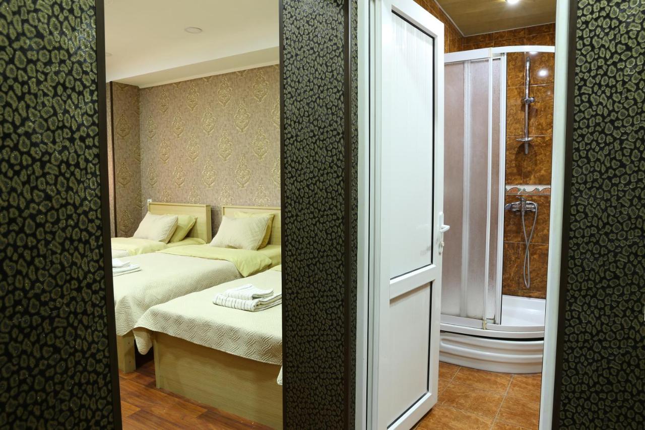 Dkd-Bridge Hotel Tbiliszi Kültér fotó