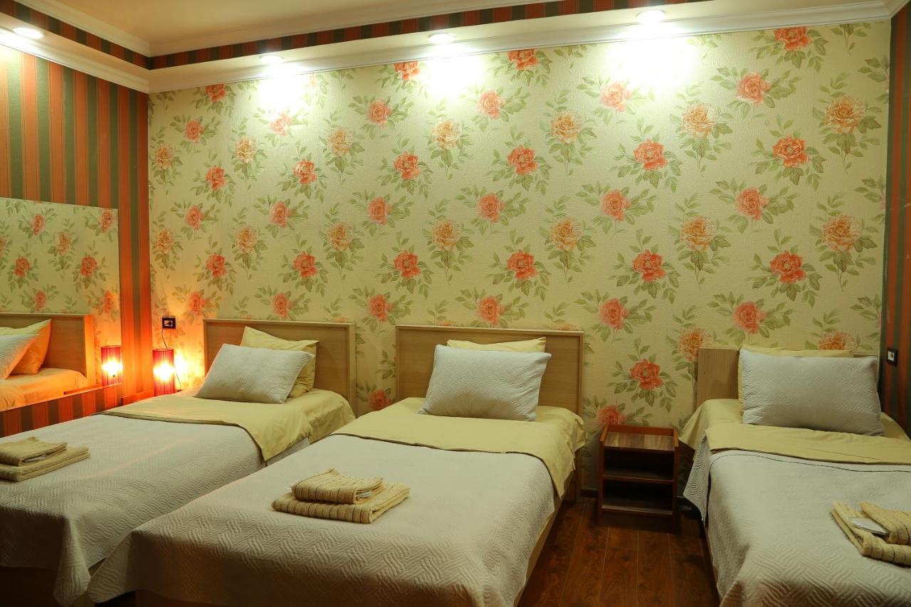 Dkd-Bridge Hotel Tbiliszi Kültér fotó