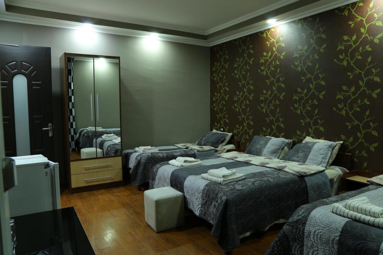 Dkd-Bridge Hotel Tbiliszi Kültér fotó