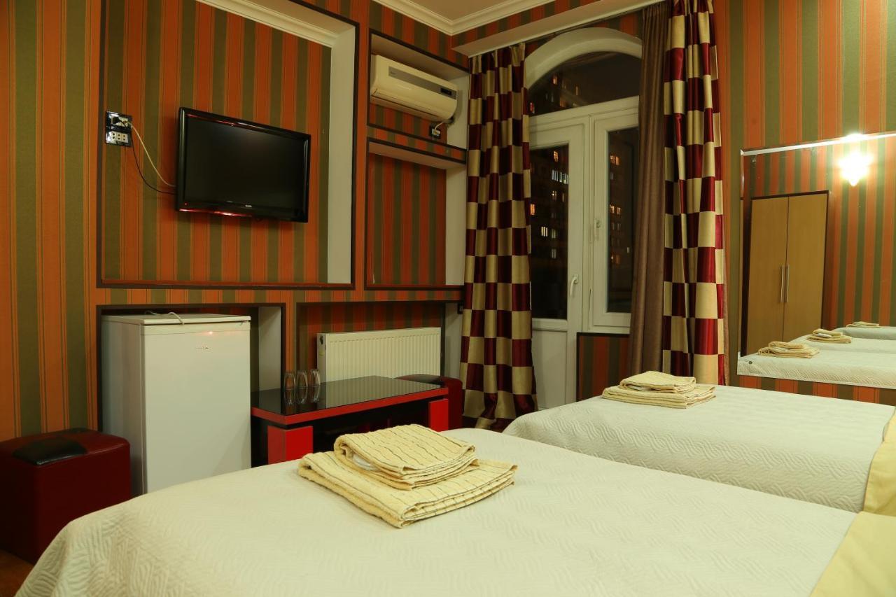 Dkd-Bridge Hotel Tbiliszi Kültér fotó