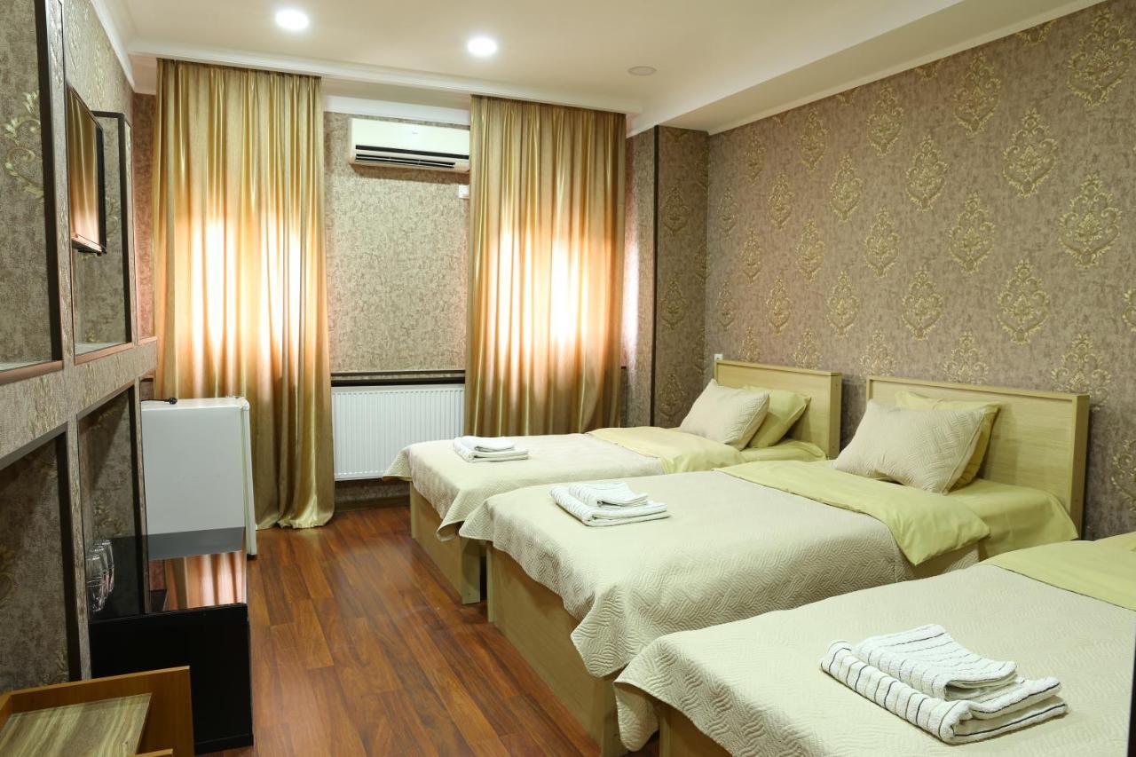 Dkd-Bridge Hotel Tbiliszi Kültér fotó