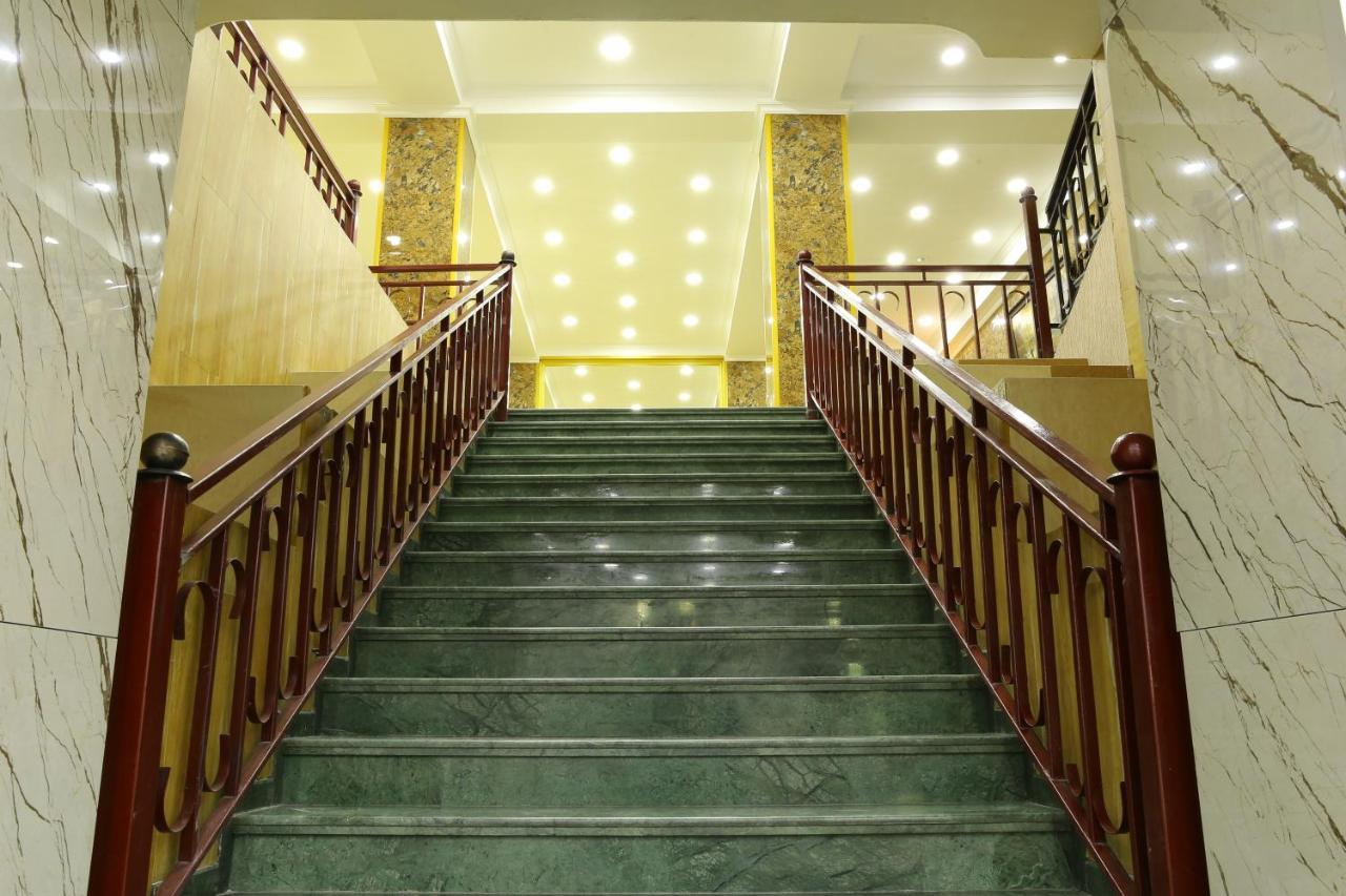 Dkd-Bridge Hotel Tbiliszi Kültér fotó